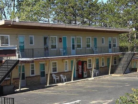 Economy Inn Cadillac Eksteriør billede